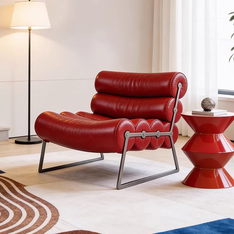 Furniture And Hardware Store - イタリアのミニマリストローラーチェア、バーガンディソファ、シングルチェア、デザイナーズクリエイティブホテル、カフェ、衣料品店、ラウンジチェア