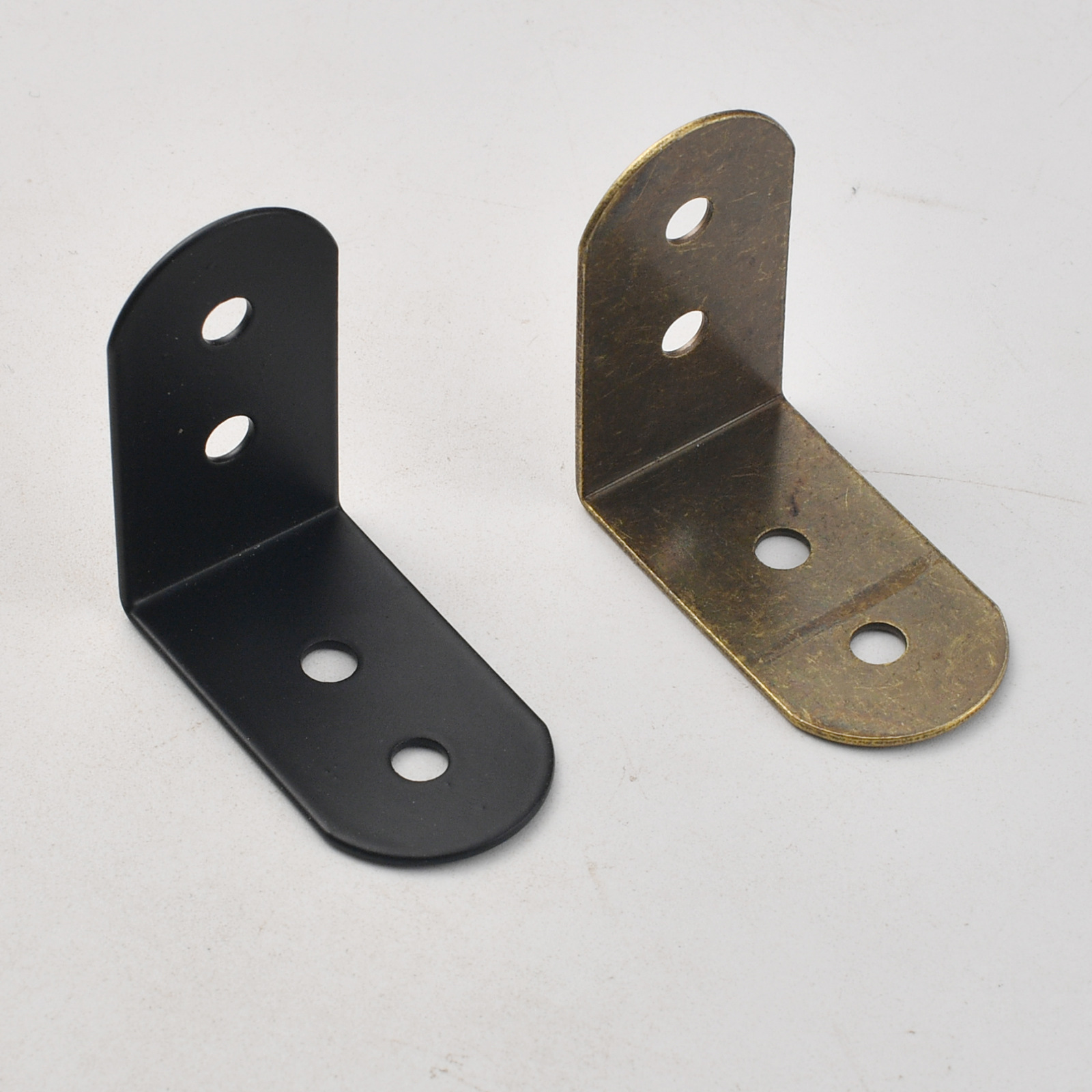 メーカー製 厚鉄素材 黒色 90度直角アングル鉄ブラケット固 - Furniture Hardware Material のレビューと価格