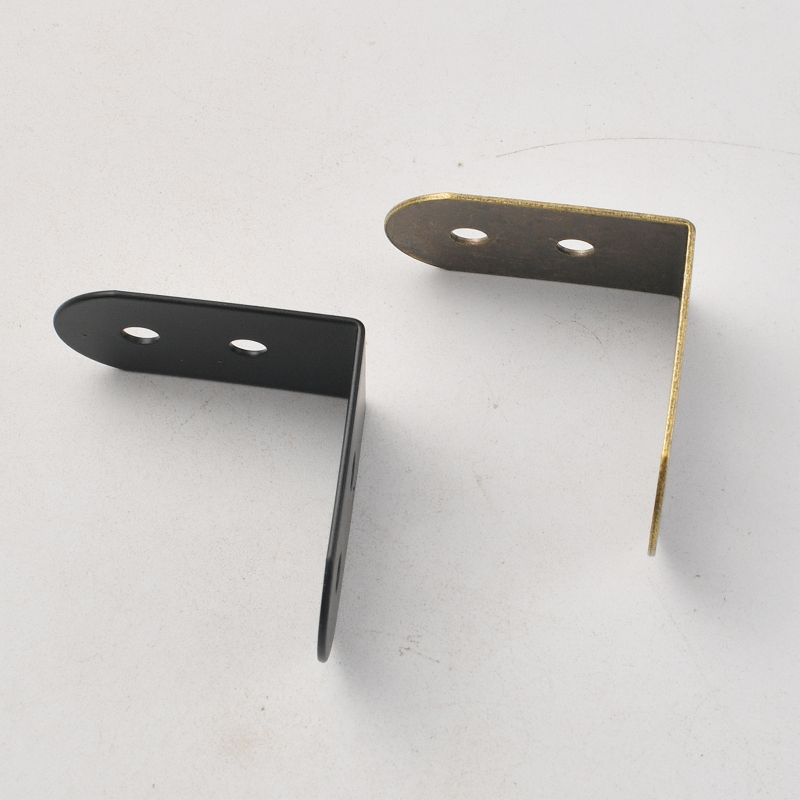 メーカー製 厚鉄素材 黒色 90度直角アングル鉄ブラケット固 - Furniture Hardware Material のレビューと価格