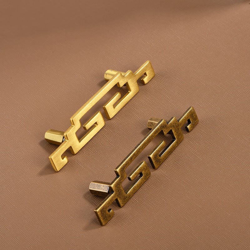 レトロメタルアンティーク真鍮キッチン靴キャビネットドアハンド - Vintage Furniture Hardware Pulls のレビューと価格