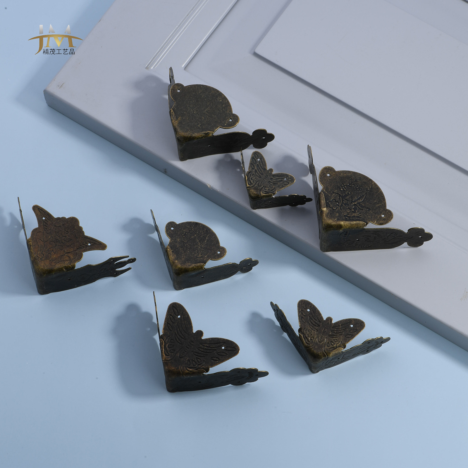 大きな鉄の蝶の角の付属品,直角,新しい中国の家の改修,建築材 - Furniture Hardware Material のレビューと価格
