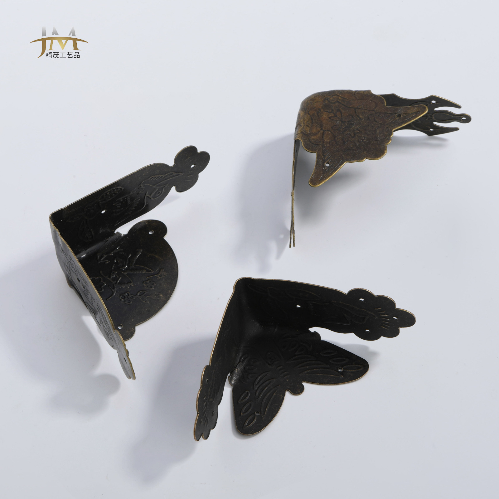 大きな鉄の蝶の角の付属品,直角,新しい中国の家の改修,建築材 - Furniture Hardware Material のレビューと価格