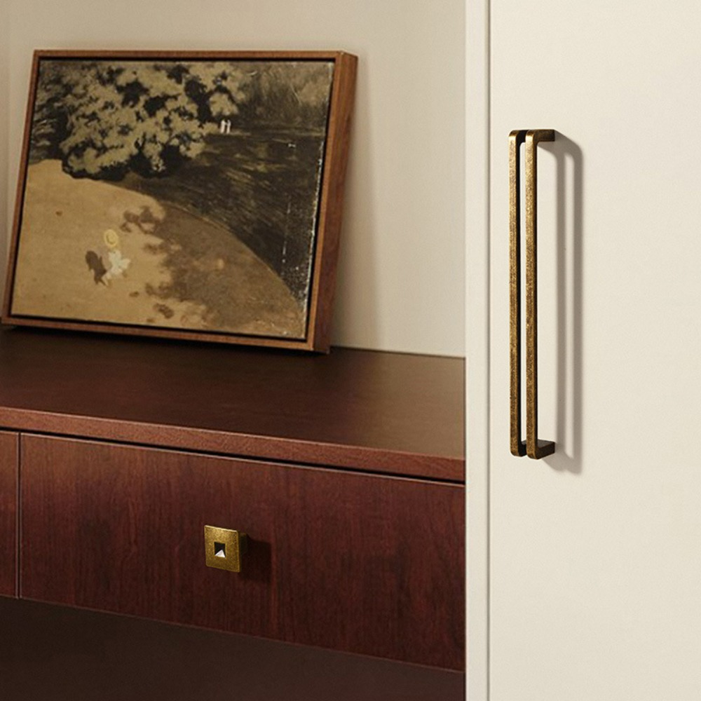 引き出し取手亜鉛合金ヴィンテージ銅キャビネットハンドルワード - Vintage Furniture Hardware Pulls のレビューと価格